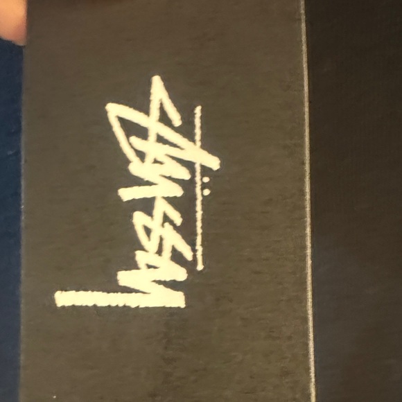 NEW STUSSY End Racism Tee- Large - Picture 7 of 7